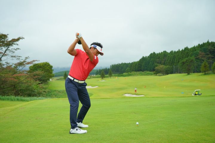 どこを意識するとパワーが溜まる？飛距離アップのコツを宮本勝昌プロが解説