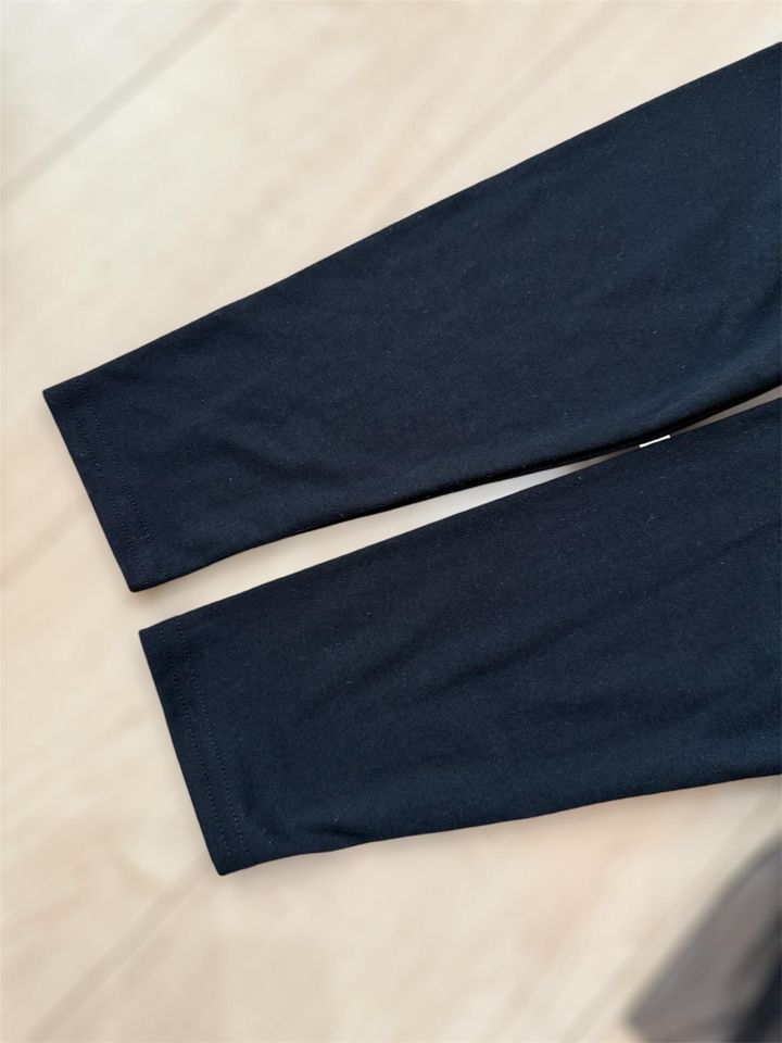 画像: 袖口に向かって細くなる袖