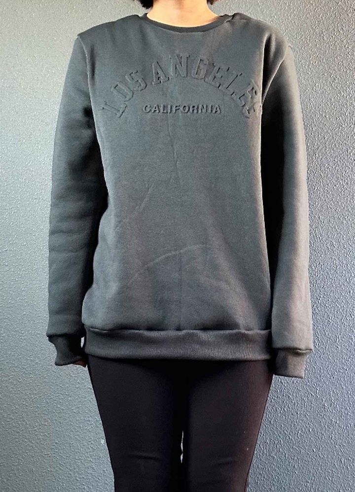 画像: メンズアイテムなので好みの着丈でサイズ選びがオススメ