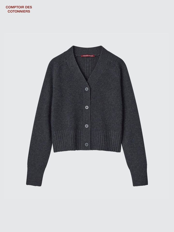 画像2: 出典：ユニクロ