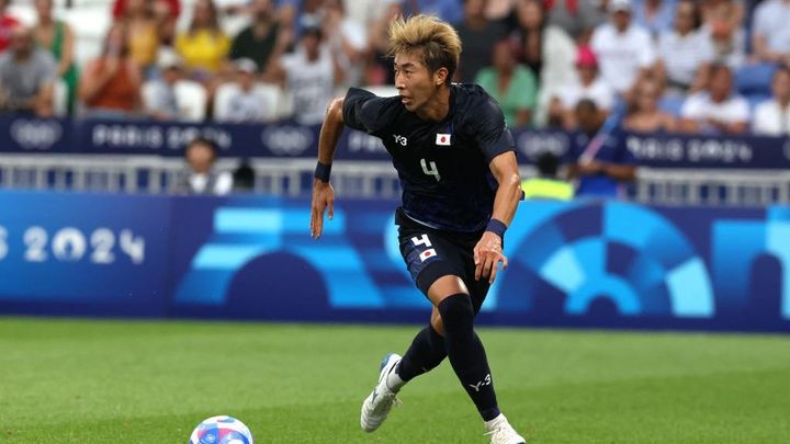 パリ五輪出場の22歳日本代表、海外移籍へ！所属のJリーグチームが「チーム離脱」を発表