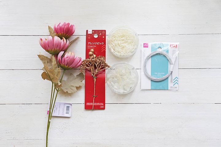 造花で作る髪飾り