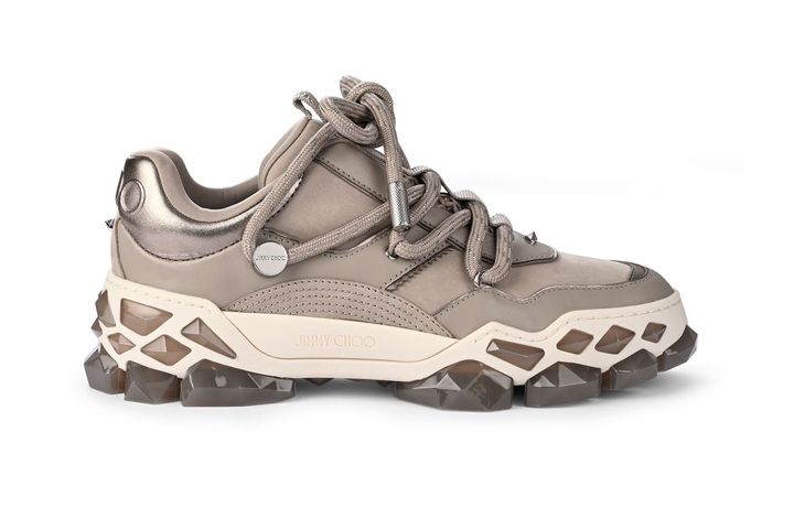 ダイヤモンド X II （シューレースの太さが実際の商品とは異なります）¥126,500／JIMMY CHOO