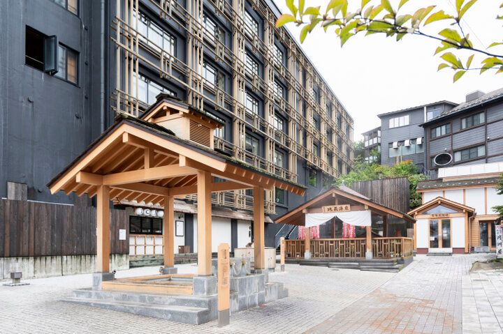 草津温泉の新しい立ち寄りスポット「裏草津地蔵」エリアをぶらりさんぽ