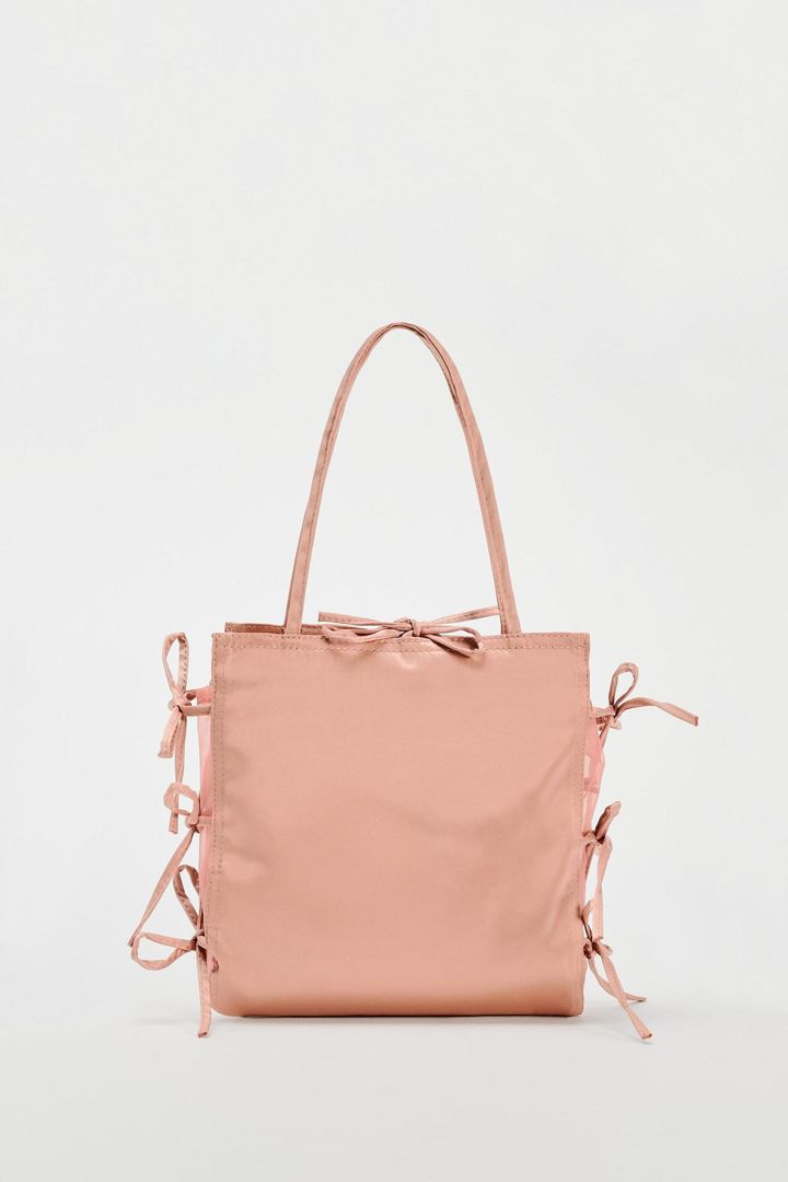 画像2: 出典：ZARA