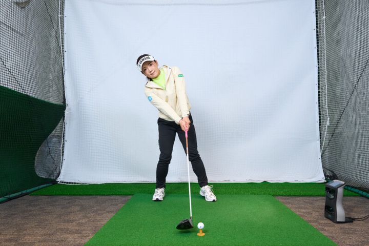 ドライバーは“ボールを投げる”練習で上達できる！有村智恵がレッスン