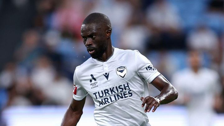 日本に行く31歳代表DF…監督が離脱を嘆く「彼は最高の人物、代わりなどいない」