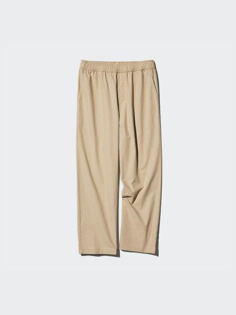 ユニクロのコットンリラックスアンクルパンツ