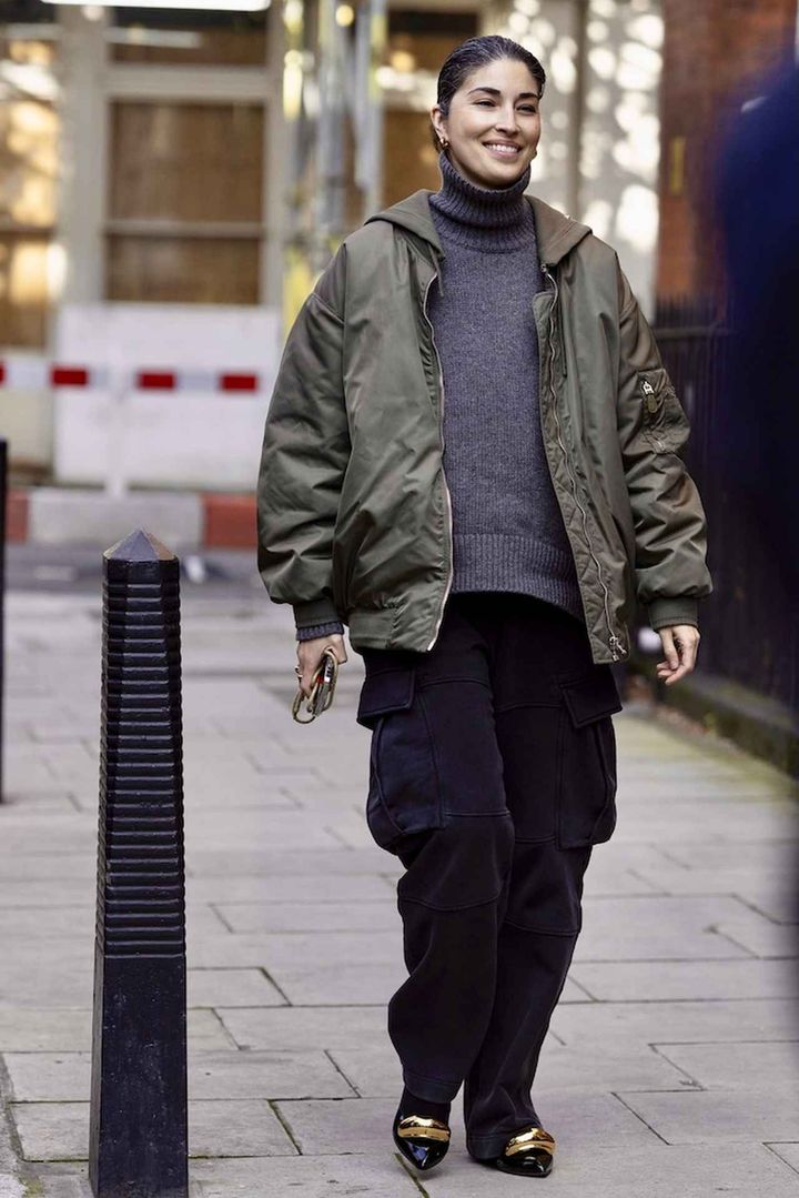 画像: 厚手ニット×MA-1でしっかり防寒