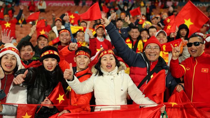 ASEAN最強決定戦でタイに劇的勝利のベトナム、ハノイ市内は大量のバイクが大騒ぎ