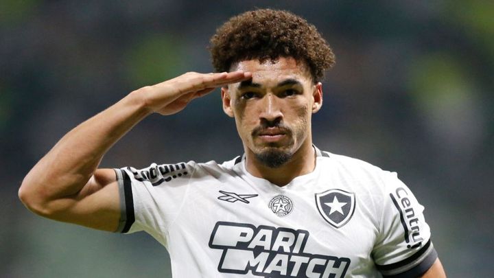 J1浦和レッズが元ブラジル代表の獲得失敗か…５大リーグ名門クラブのDF