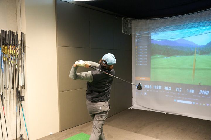 飛んで曲がらない“理想のシャフト”！高弾道でほどよくつかまったボールが打てる