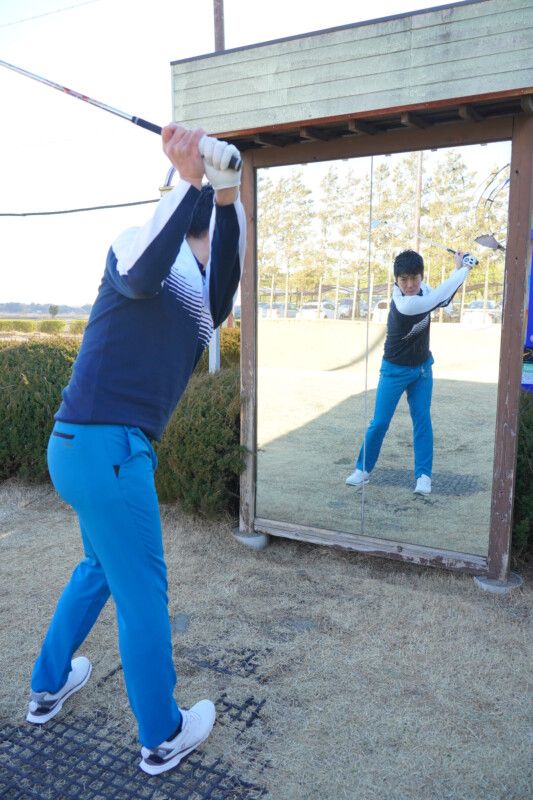 自分のスイングを客観的に見て正しいイメージをつくる方法！