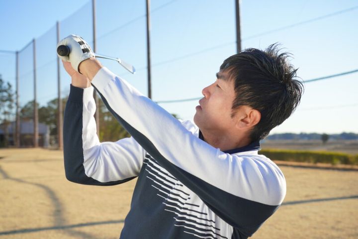 自分のスイングを客観的に見て正しいイメージをつくる方法！