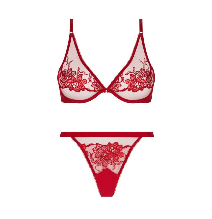 ブラ ¥29,700 ボトム ¥19,800／LISE CHARMEL