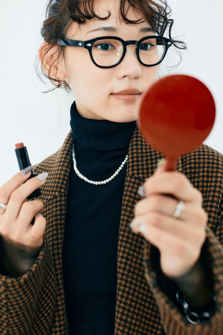 インナー使いだけじゃない！“黒のタートルニット”の重ねない着こなし2選【FUDGE FRIEND おしゃれさんの毎日コーディネート｜UMI】