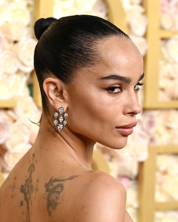 2025年ゴールデン・グローブ賞でのゾーイ・クラヴィッツ。