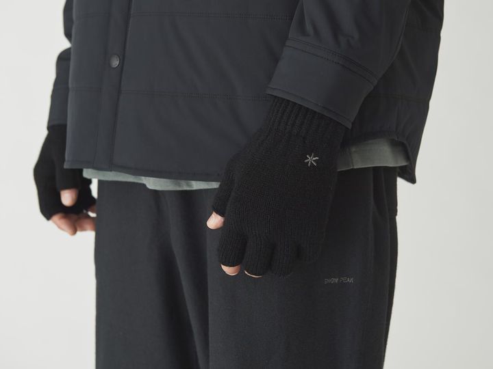 画像: 【スノーピーク】「ウールニットグローブ」（オリーブ、ブラック） ¥7,480（税込）