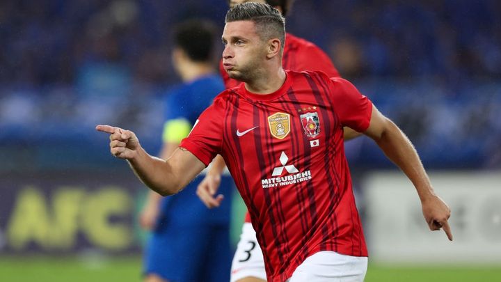 欧州で活躍した元Jリーガーが日本代表ストライカーに挑戦状！「彼よりもよりも上手くなるために全力を尽くすよ」