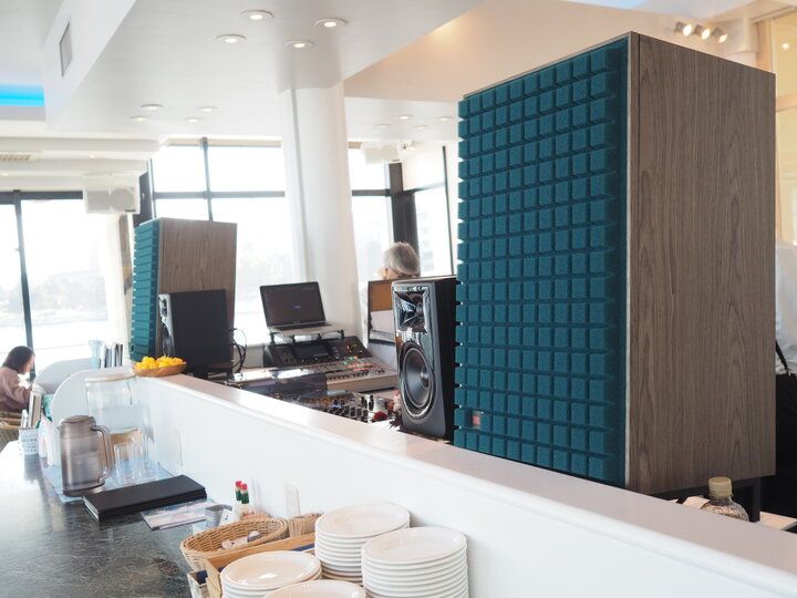 おひとり様OK♪ 横浜の海上にぷかりと浮かぶカフェでアフタヌーンティーを「PIER21 MUSIC CAFE & BAR」