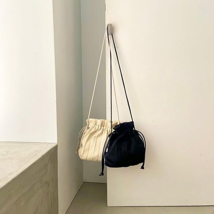 画像1: 出典：SEASON REASON by Lin.&Red