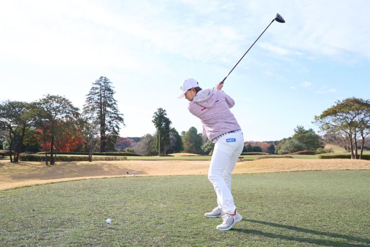 年をとっても飛ばすコツとは？女子プロがわかりやすく解説