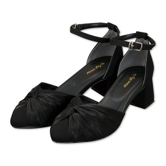 2025しまむらレディース黒アンクルストラップパンプス