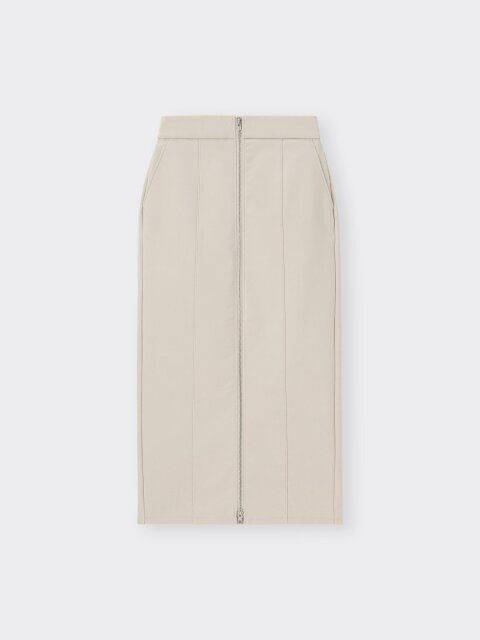 GUの裏フリースフロントジップスカート