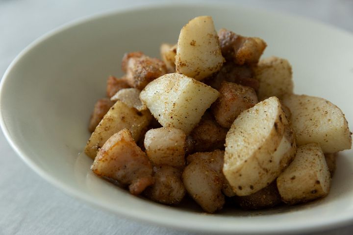 外はほっくり、中はシャキッ“揚げ長いもと豚肉の粉山椒からめ”