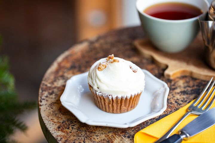 朝からオープン。東京・幡ヶ谷「Sunday Bake Shop」の粉のうまみが広がる素朴な焼き菓子とコーヒーを