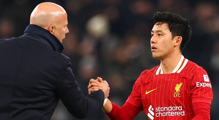 日本代表主将の人間性、海外名門監督が絶賛 「部屋に招く必要すらなかった」