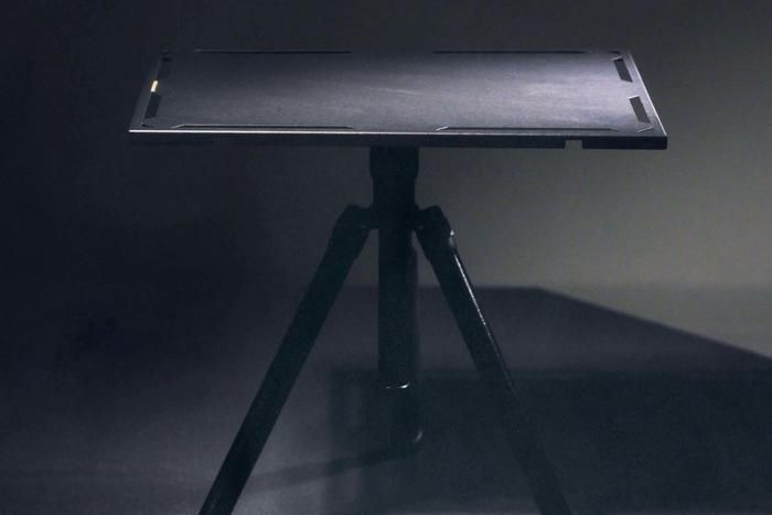 shiromaniのIGT三脚テーブル