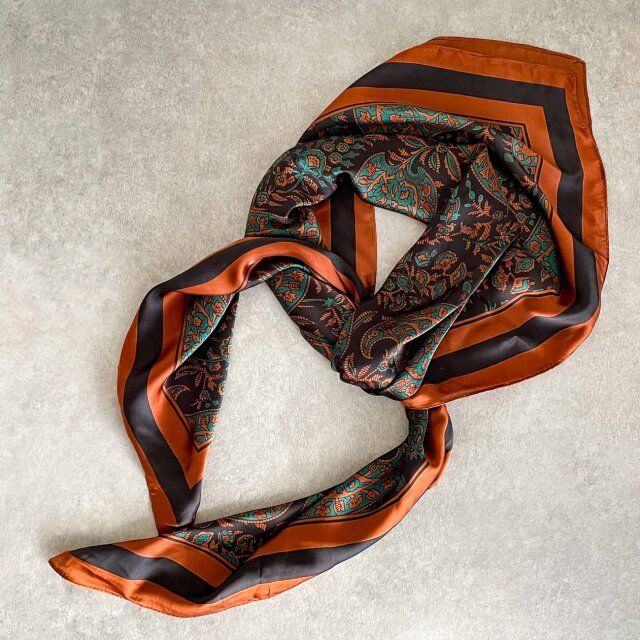 lattice ビッグスカーフ