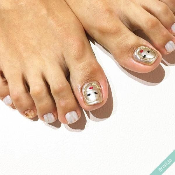 LAURA POMPONNEEが投稿したネイルデザイン [photoid:I0003721] via Itnail Design (745491)