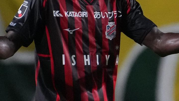 J2降格チーム、“有名お菓子メーカー社長”が代表取締役社長に就任！「私にとって豊かな日常を与えてくれる存在」