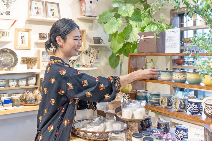 趣味で作り始めたキャンドルがきっかけとなってSORA IRUをオープンした店主の新垣渚さん