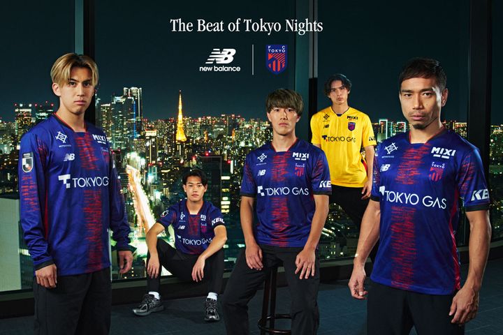 「東京の夜」を表現！FC東京が2025新ユニフォームを発表 白のアウェイは“幻想デザイン”に