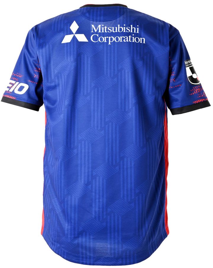 「東京の夜」を表現！FC東京が2025新ユニフォームを発表 白のアウェイは“幻想デザイン”に