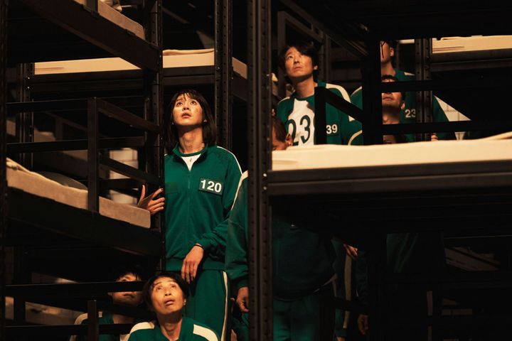 「イカゲーム」シーズン1〜2はNetflixにて独占配信中。