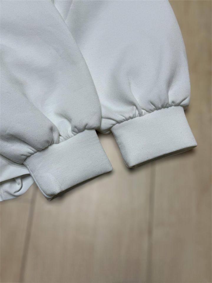 画像: たくし上げやすい袖口