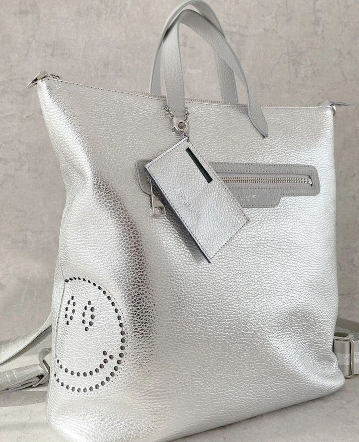 スマイル 3Wayリュック（カードケース付き）￥132,000