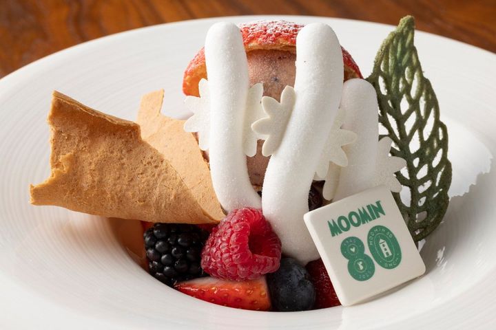 ムーミン谷のこけももシューアイス ￥3,800円 （コーヒーまたは紅茶付き）、消費税・サービス料込