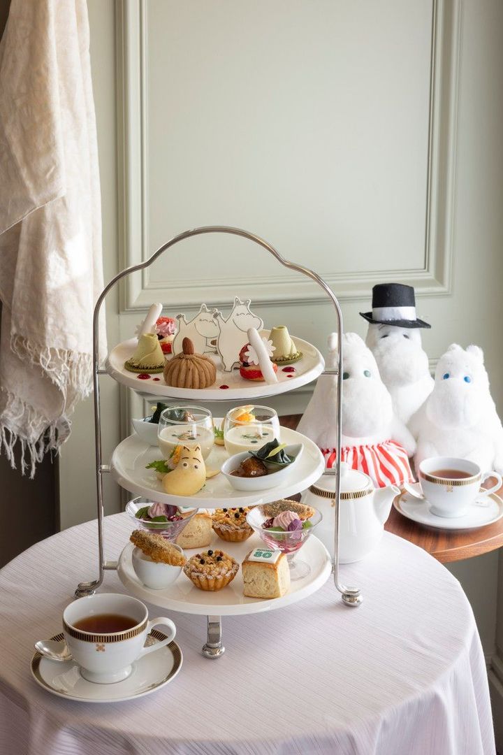 「ムーミンアフタヌーンティー ～ようこそ！ムーミンやしきへ～」平日 ￥9,400、土日祝 ￥9,800円（いずれも消費税・サービス料込）