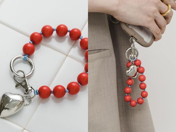 画像: 「カラーボールミニミラーキーチェーン」各￥1,760 出典：スメリー