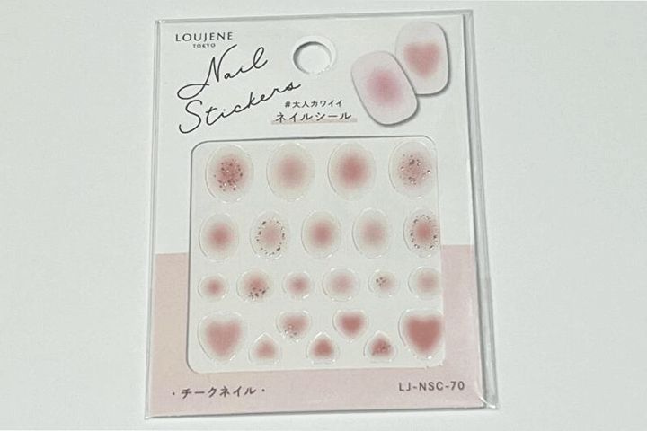 ネイルシールC チークネイル／￥110（税込み）