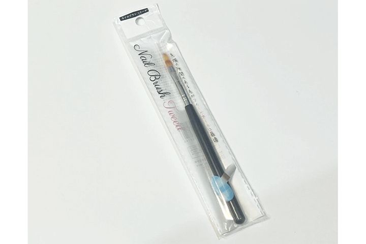 ツイードネイルブラシ／￥110（税込み）