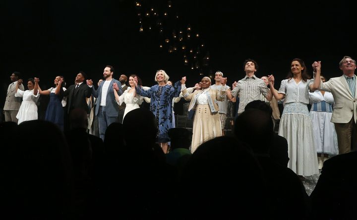 『わが町』初日のカーテンコール。