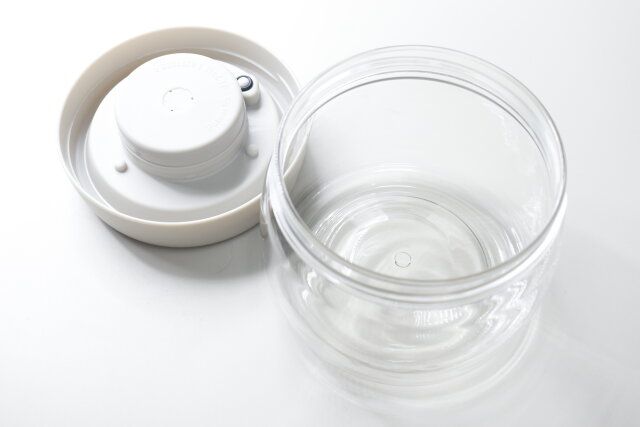 スリーピーの食材の鮮度を保つプッシュ式保存容器（500ml）