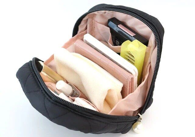 a-jolie 中身がひとめで分かる、縦型ポーチBook 10th Anniversary中身