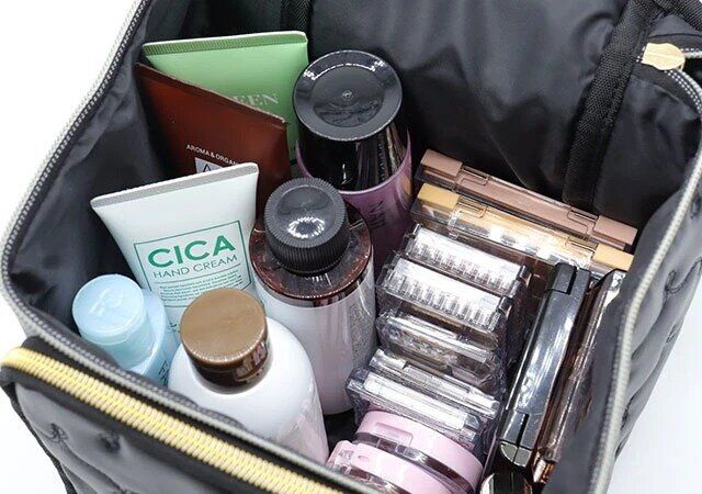 Roberta di Camerino キルティング ドレッサーポーチBOOK中身